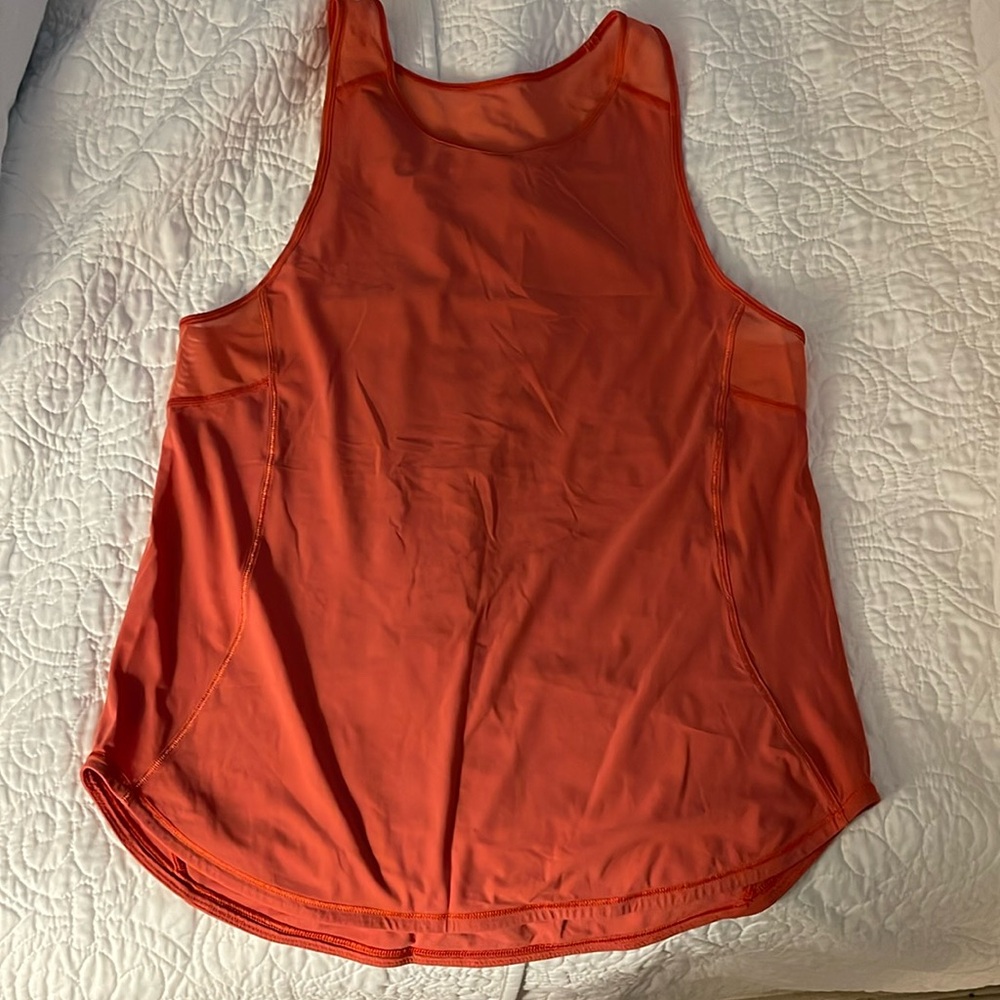 Lululemon tank top